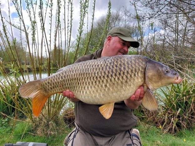 21LB 10OZ Common Carp out today. Lovely Catch.